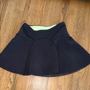 Girls Ivivva Lululemon scuba black tennis athletic skirt sz 8